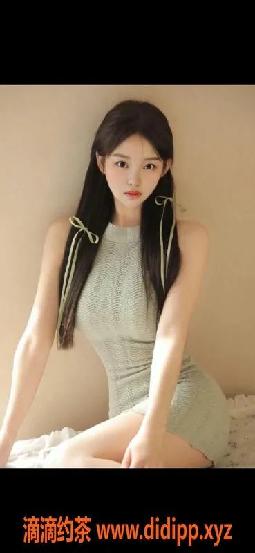 重庆楼凤资源信息,渝北诗诗，165cm 100斤 B罩杯 23岁超热情服务