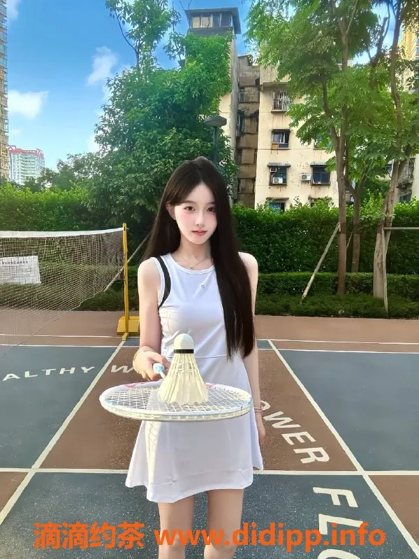 杭州楼凤-杭州沈嘉玲，19岁167cm C+杯，激情服务