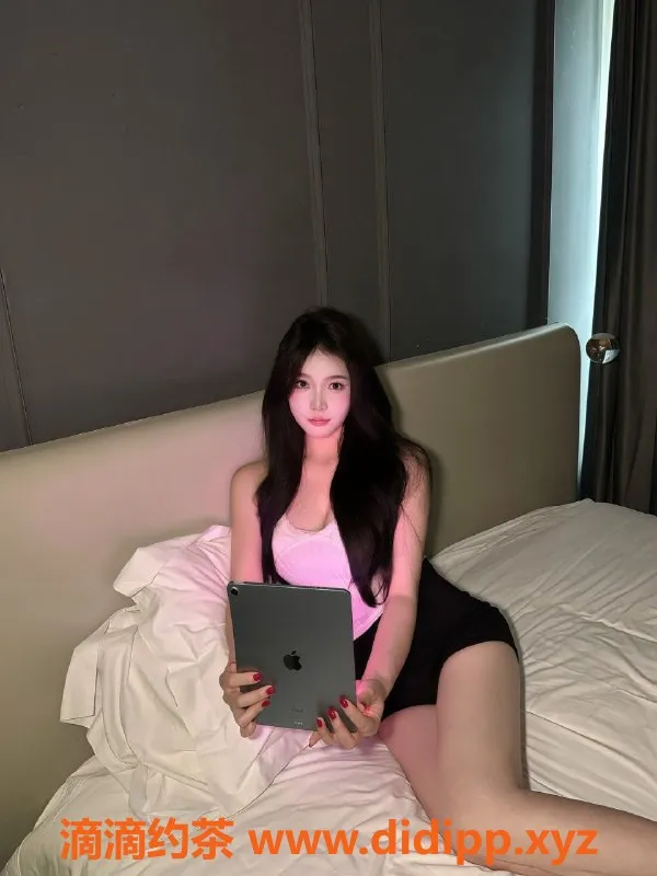 成都楼凤-南嫣：武侯区高颜值御姐，胸推顺滑