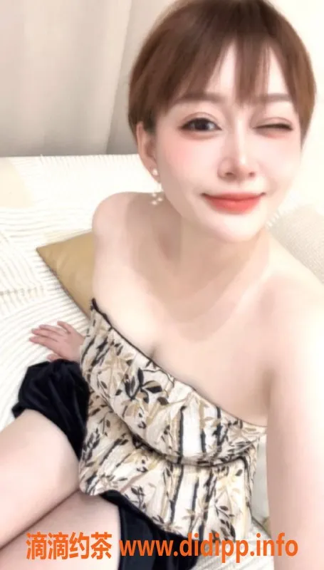 北京楼凤-朝阳小颖24岁，温柔女友系，身高167，服务1500元