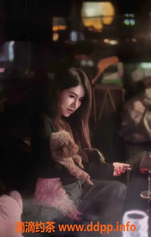 北京楼凤-北京石景山万达鹿鹿 24岁身高165 甜蜜服务1K