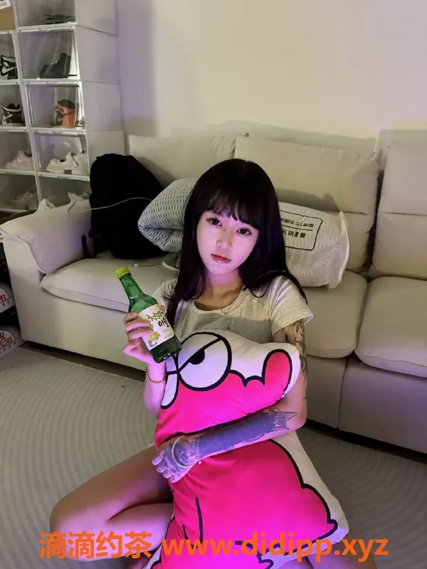 深圳楼凤-南山小七，视频认证1088p，服务超棒