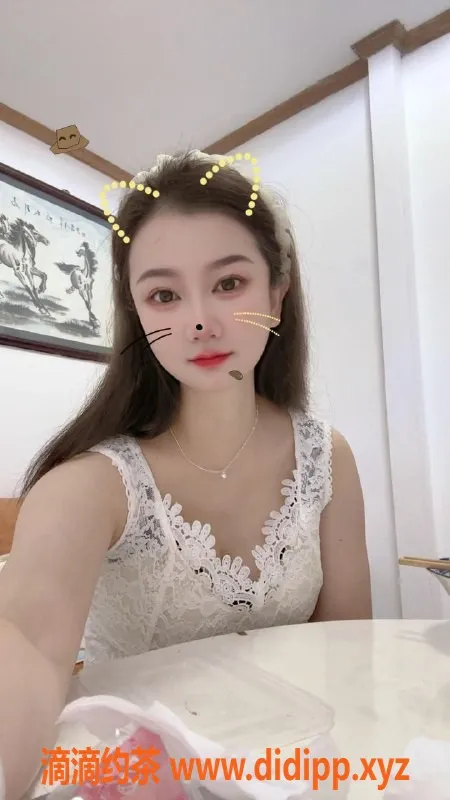 昆明楼凤-盘龙区小希，500元豪华服务，尽享多项体验！