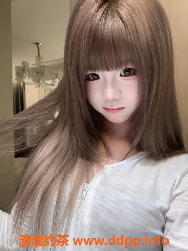 郑州楼凤-郑州管城区泡泡，166高49重，18岁活泼萝莉