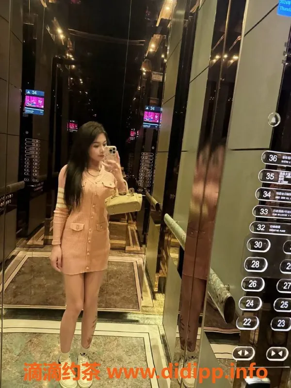 杭州上门服务-杭州橙汁小羊，165cm 106斤，36C，服务多样