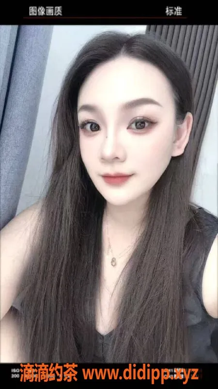 北京楼凤-四川小阿妹，白嫩皮肤，24岁茶费6张