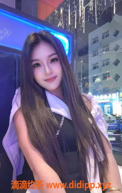 北京楼凤-四川小阿妹，白嫩皮肤，24岁茶费6张