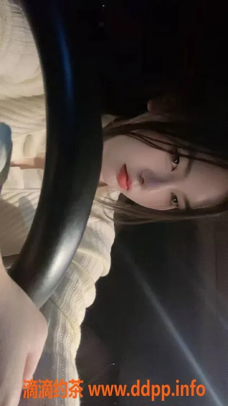 郑州楼凤资源信息,管城区大蜜儿，23岁160cm 36D，专业服务仅8/p