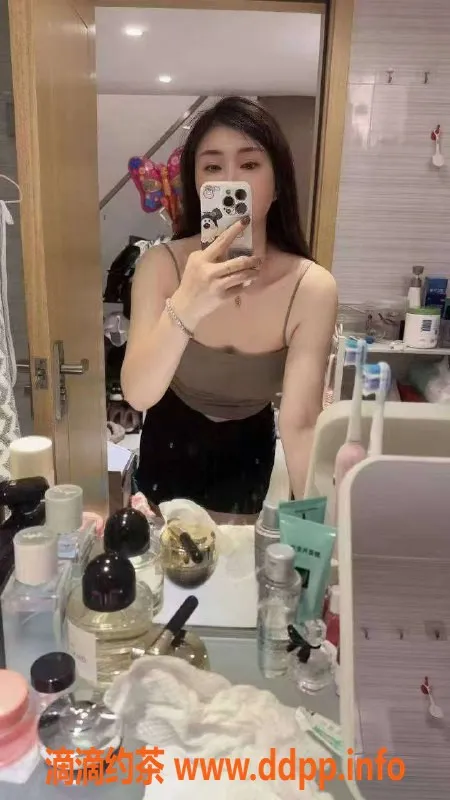 广州楼凤-海珠超白美女宋琳，168cm身材一流，600元起！