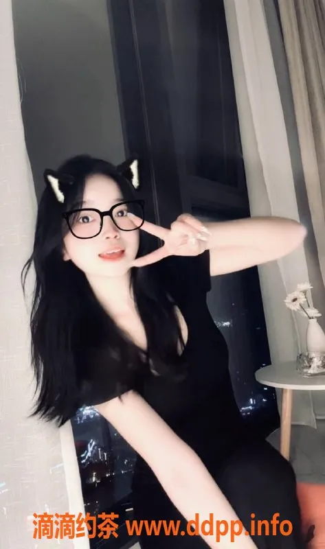 成都楼凤-成都成华区17岁嫩妹轩轩，163cm胸大C，服务超赞