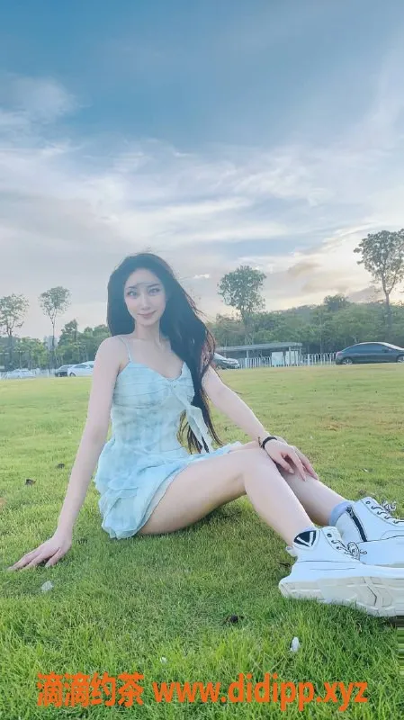 珠海楼凤-22岁金金，温柔服务邀你体验