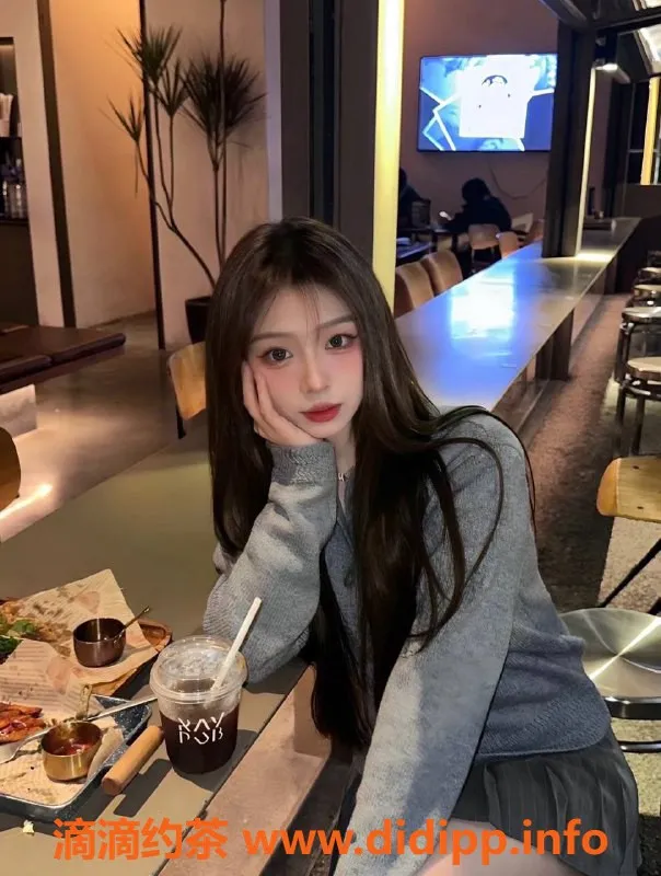 珠海楼凤-珠海拱北纹纹，嫩妹大波服务，600P起