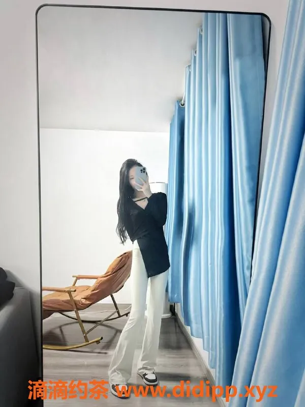 珠海楼凤资源信息,19岁小苏锦，胸围C，拱北优质服务等你来体验