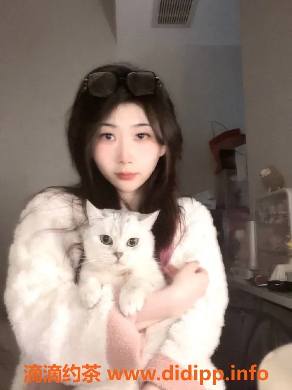 珠海楼凤-珠海花花，瘦底大长腿搞笑女，500P起