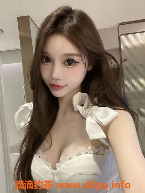 宁波楼凤-22岁莉莉老师，170cm身高，800元起服务