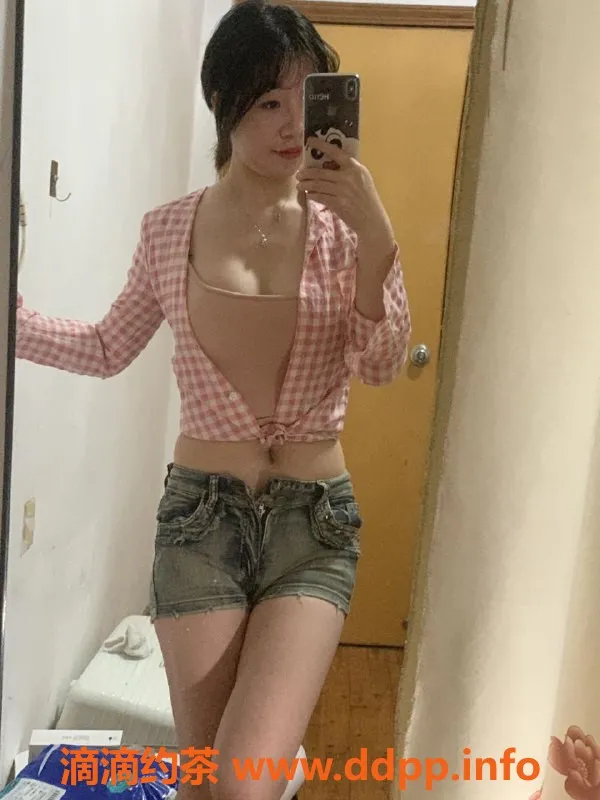 广州上门服务-天河燕子 22岁 162cm 49斤 36C 700元起