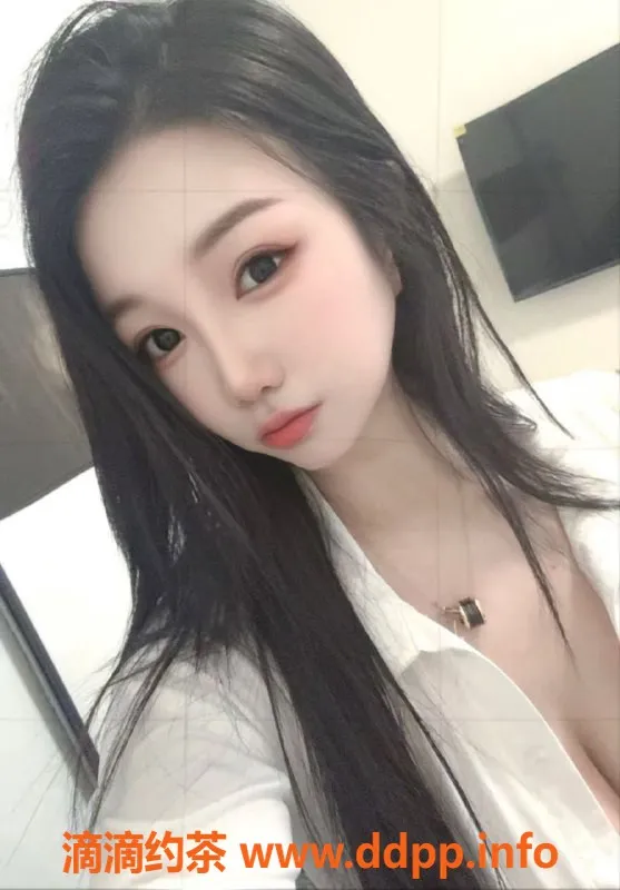 深圳楼凤-罗湖风骚小雪，25岁大奶妹，服务超棒！