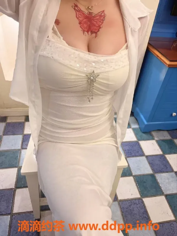 成都楼凤-青羊区小丸子，158微胖胸C，5P陪聊服务