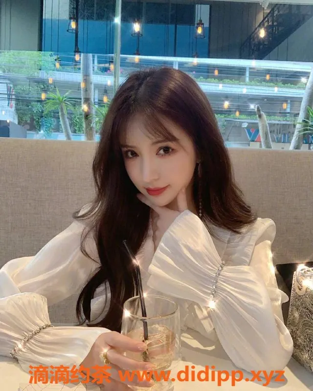 宁波上门服务-宁波超红牌子凌，165cm D杯，只需1200元体验