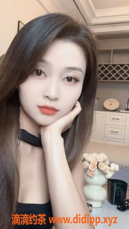 上海楼凤-虹口95店嫩妹服务体验，双飞加200元