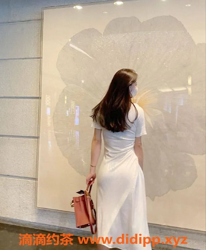 北京楼凤-朝阳十里堡“闪闪”，25岁情趣女友，福利爆款等你体验