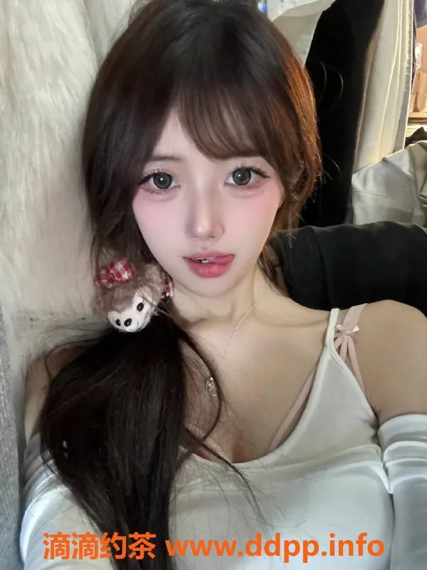 杭州楼凤-杭州女神艺名：杨杨，身高168，费用1500起