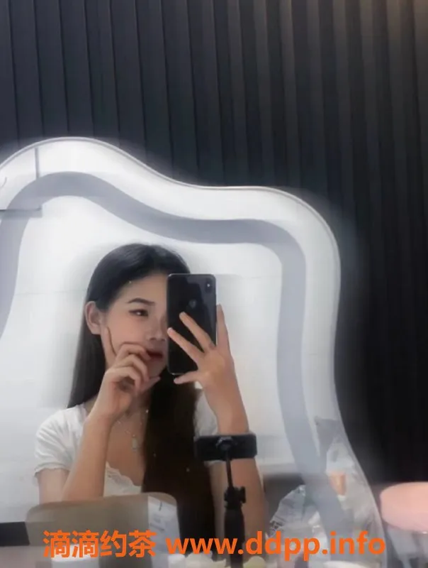 成都楼凤资源信息,成华区嫩妹珊珊，6P优惠，态度超赞