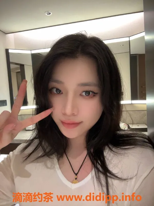 广州楼凤-南海桂城抓龙筋辣妹琪，500起服务超赞！