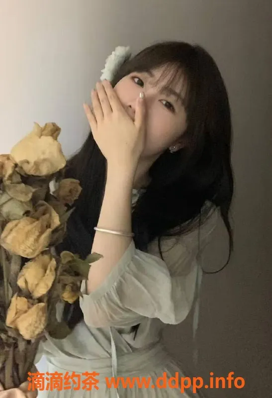 北京楼凤-朝阳萌妹学妹，19岁可爱开朗，茶费只需6张