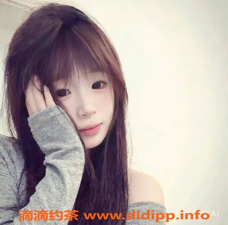 南昌楼凤-青山湖小豆子，158cm，43kg，18岁嫩妹服务