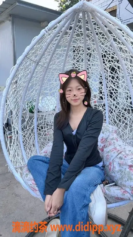 南昌楼凤资源信息,青山湖小红薯，155cm，43kg，18岁嫩妹