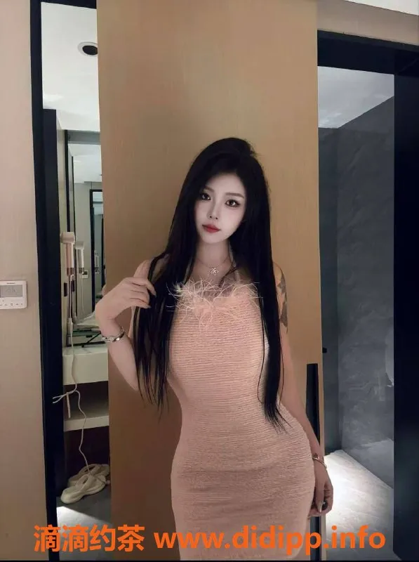 北京楼凤资源信息,三里屯萌小甜 176CM 55KG B罩杯 茶费1K