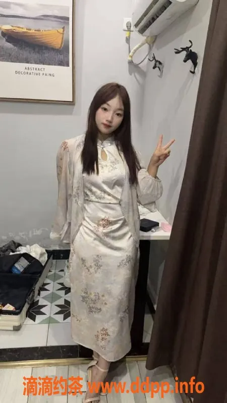 成都楼凤资源信息,成华区18岁纯情妹子，身高160体重94斤，女友感拉满