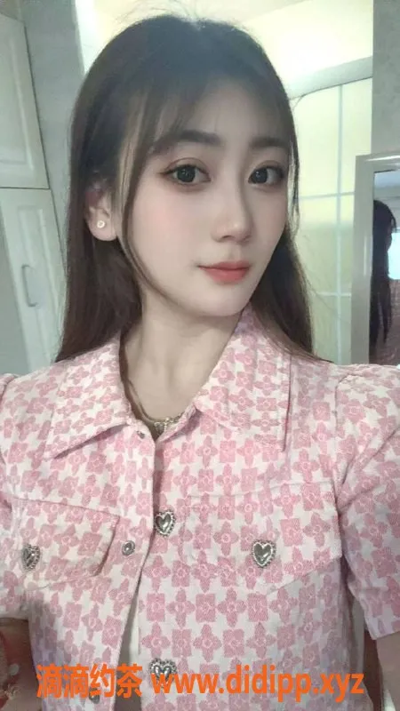 北京楼凤-朝阳双井拉姆，23岁身高162，体重91，茶费1K