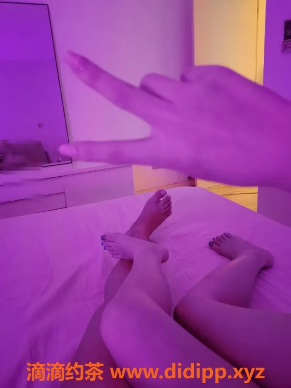 上海楼凤资源信息,琪琪老师，幼齿学生妹，身材爆炸，安全环境