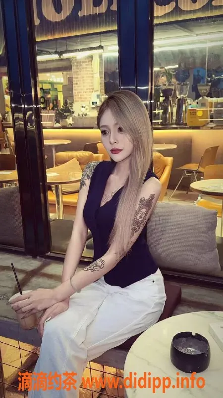 广州楼凤资源信息,白云梅花园雨雨，21岁，身高170，茶水费公开