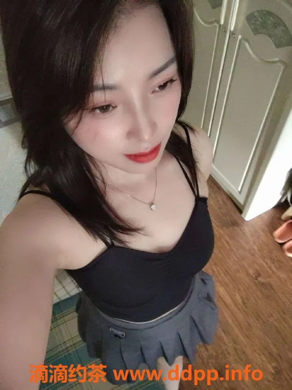 重庆楼凤-江北紫霞 SM 女王，29岁160cm，105斤奉上全套服务