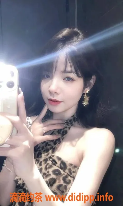 郑州楼凤-高新区小丸子，158cm/49kg，97年，服务多样