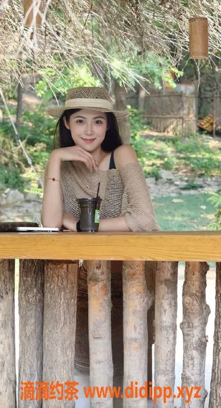 广州楼凤-天河兔兔，170大长腿，课费700元起