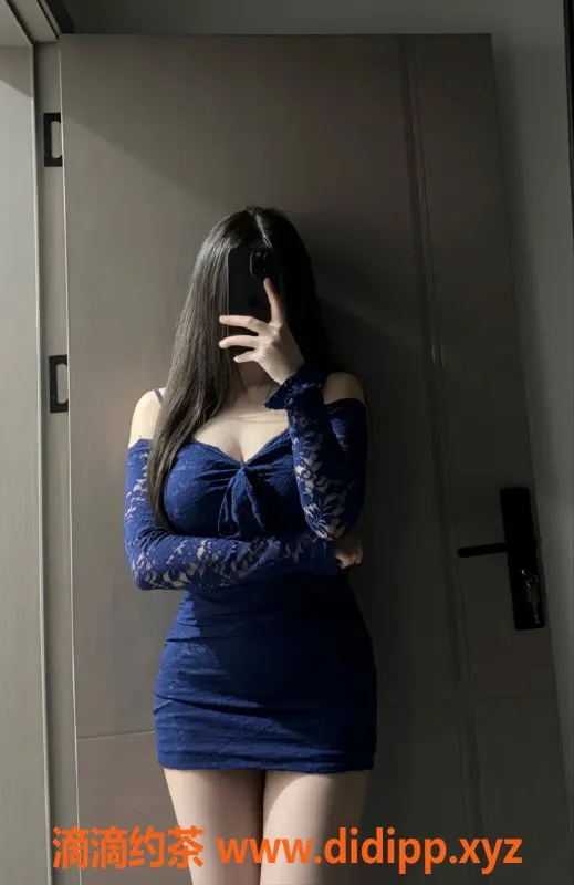 广州楼凤-白云区人妻白白，29岁，38F，400元起服务