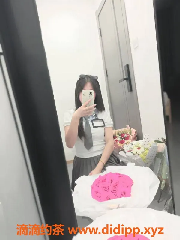 成都楼凤-高新区小泡芙，年轻可爱，服务优良