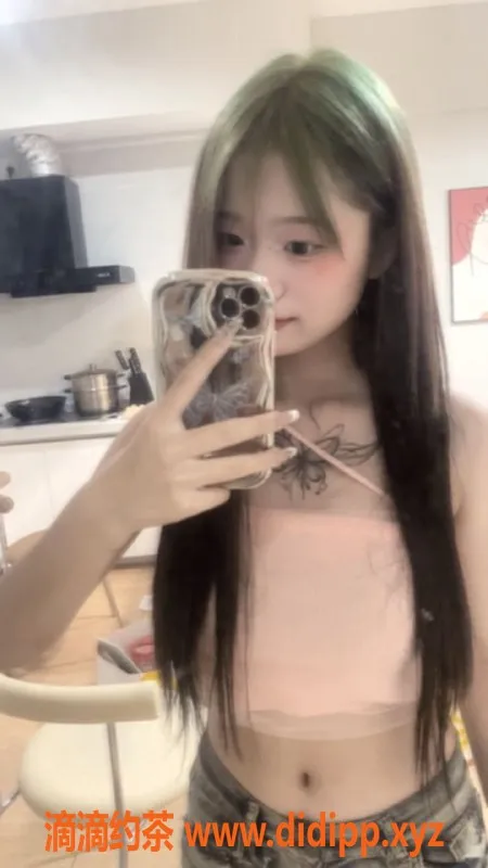 成都楼凤资源信息,成华区小矮矮大奶白虎，身材紧致，服务出色