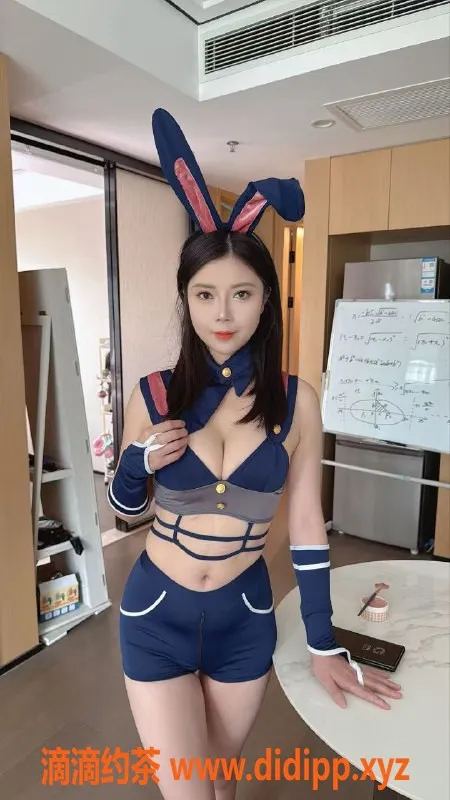 成都楼凤资源信息,武侯区千夏，少妇车服务，价格5/8