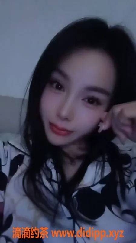 成都楼凤资源信息,青羊区少妇曦儿，热情服务体验价6/8