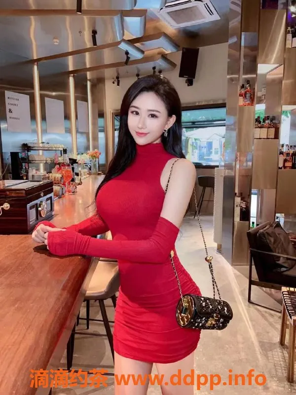 广州楼凤-天河地区木木，888元私服体验！