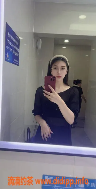 成都楼凤-武侯区御姐苏依依，颜值在线6P服务体验