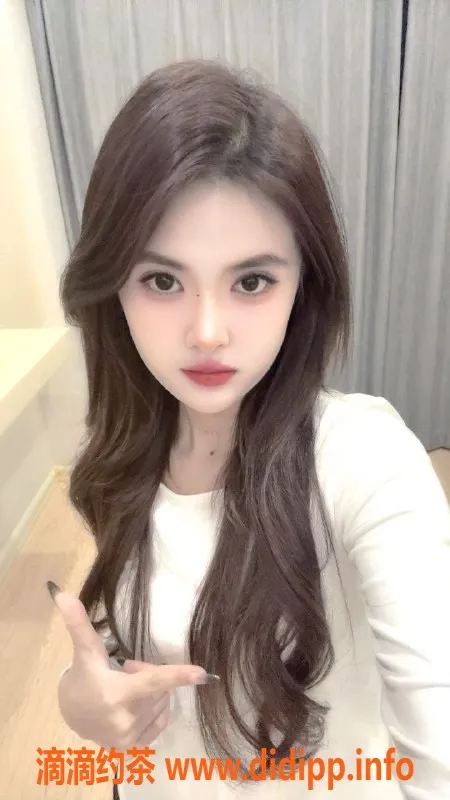 成都楼凤-武侯区秋香御姐车，独特代聊体验