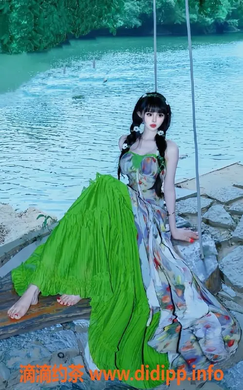 广州楼凤-天河新晋大学生心心，课费1200/2000