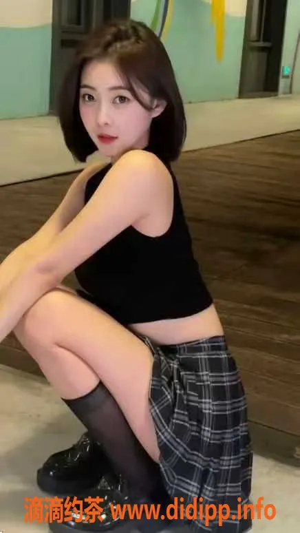 广州楼凤-白云小薇26岁，162cm，46kg，茶水费400起