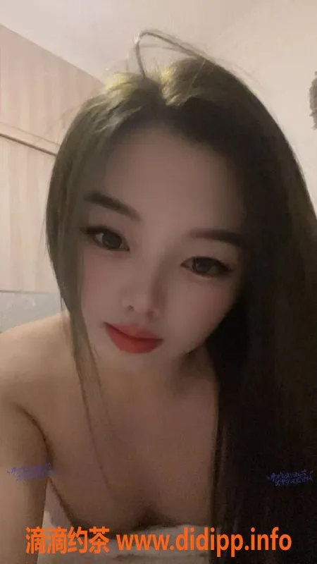 重庆楼凤-江北小花 24岁 B罩杯 163身高 个人自营